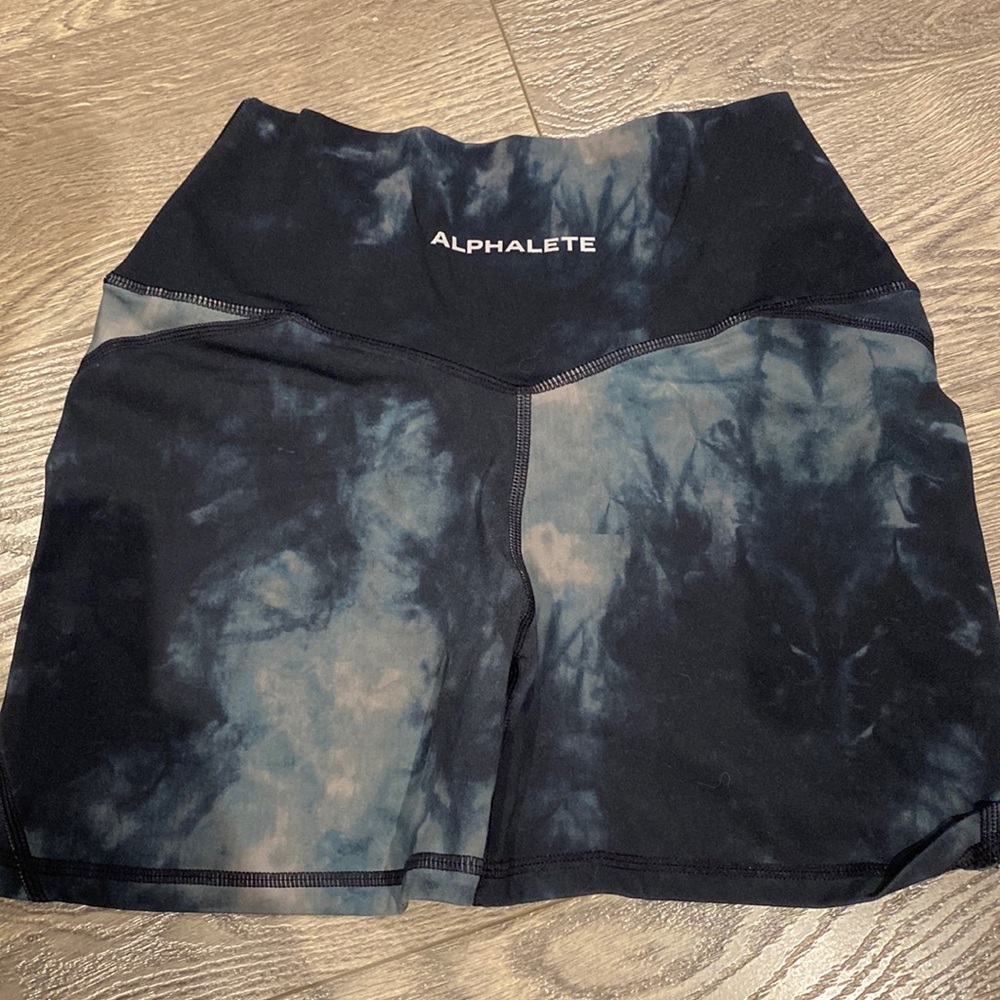 ALPHALTE SURFACE POWER SHORTS 💗